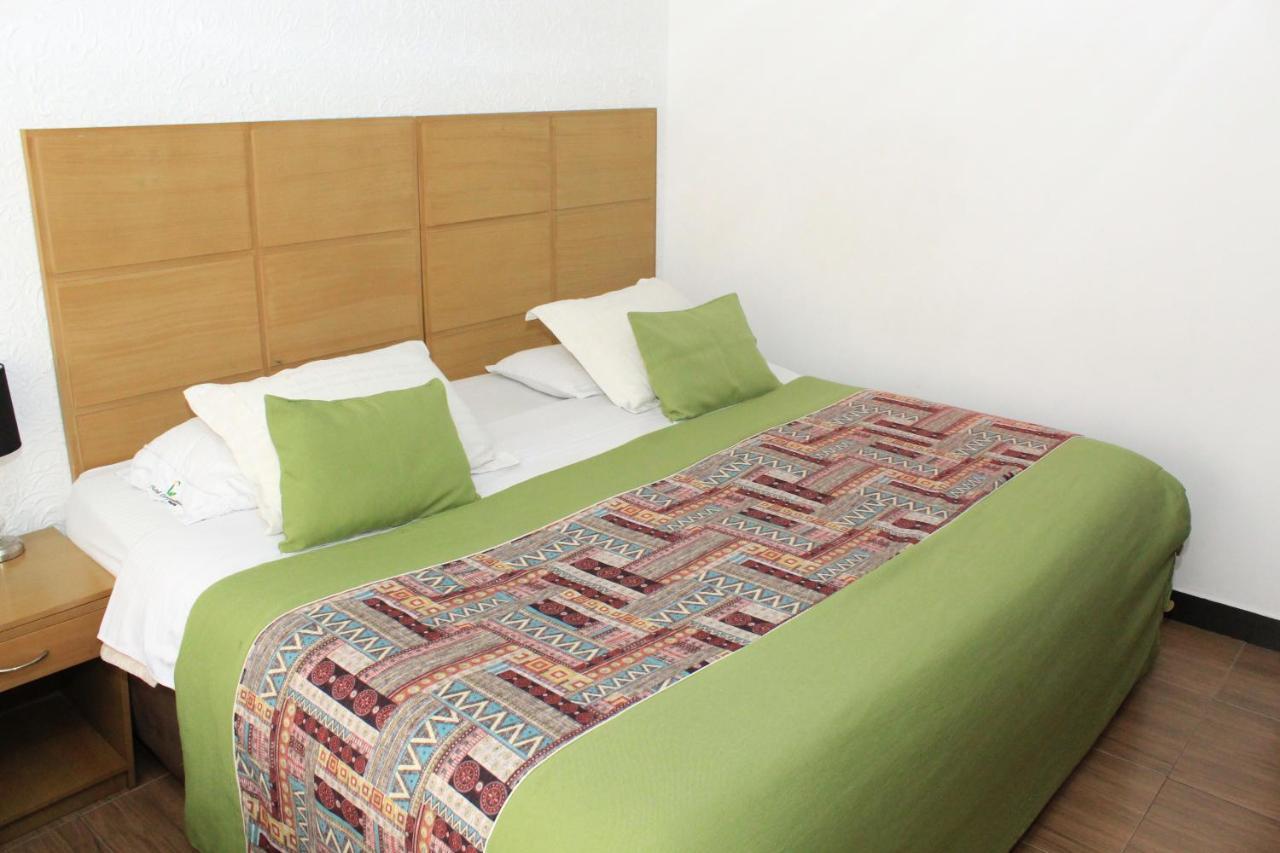Hotel Cosmopolitan Bogota Buitenkant foto