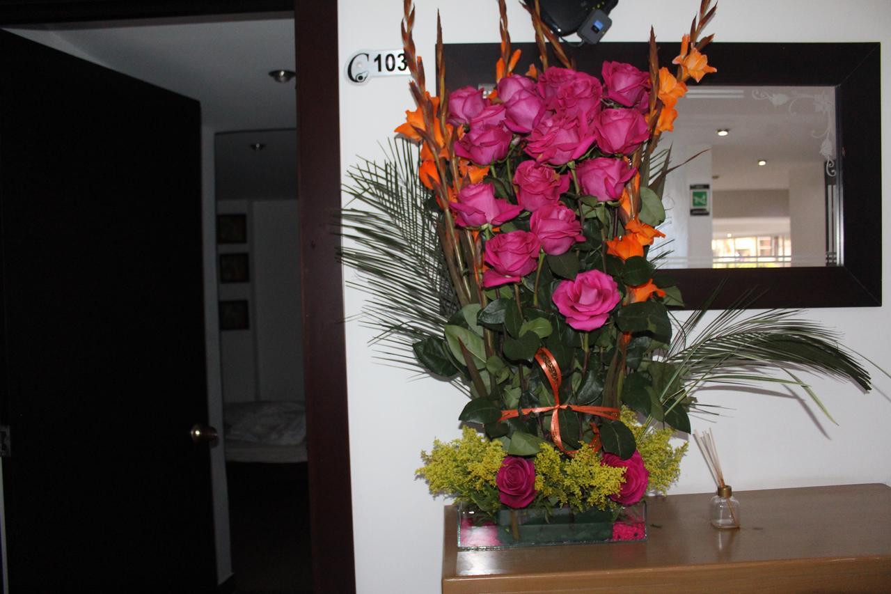 Hotel Cosmopolitan Bogota Buitenkant foto